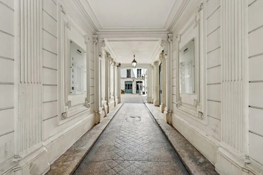 7 Rue Drouot, Paris en alquiler - Vestíbulo - Imagen 2 de 13