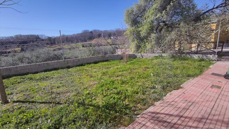 Terreno en Torremenga en venta - Foto del edificio - Imagen 3 de 12