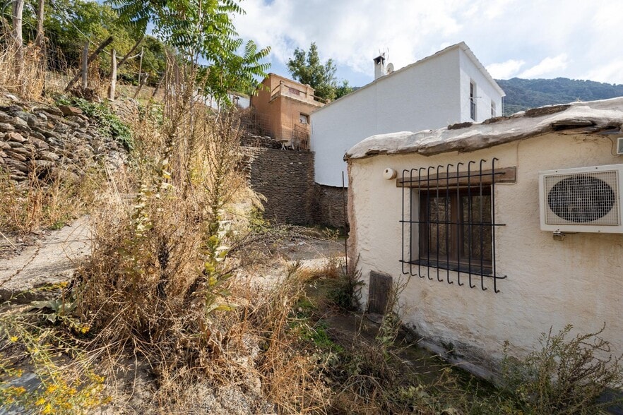 Terreno en Pampaneira, Granada en venta - Foto del edificio - Imagen 2 de 26