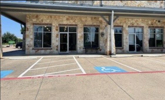 3621 E Whitestone Blvd, Cedar Park, TX en alquiler Foto del edificio- Imagen 1 de 15