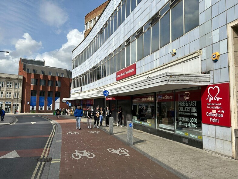 49-61 St Sepulchre Gate, Doncaster en alquiler - Foto del edificio - Imagen 2 de 7