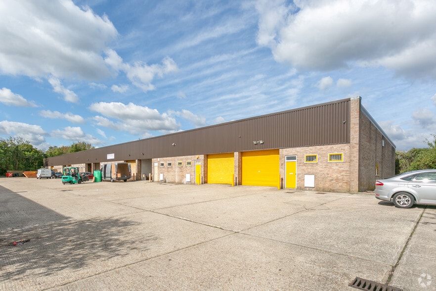 North Way, Andover en alquiler - Foto del edificio - Imagen 2 de 4