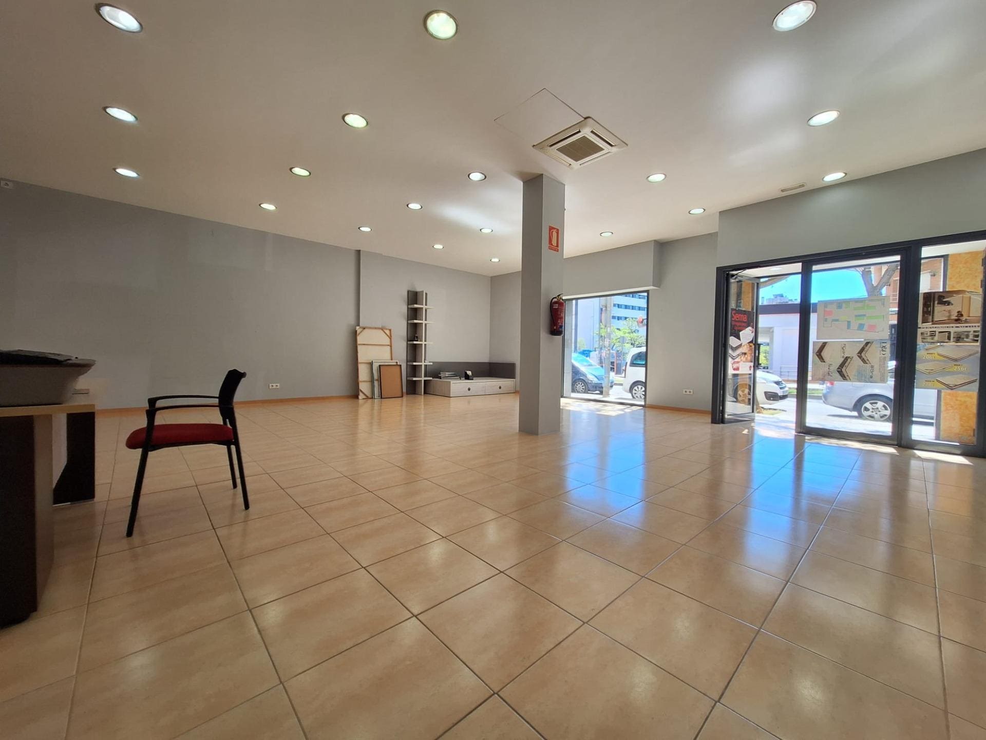 Edificio residencial en Barberà del Vallès, Barcelona en venta Foto principal- Imagen 1 de 4