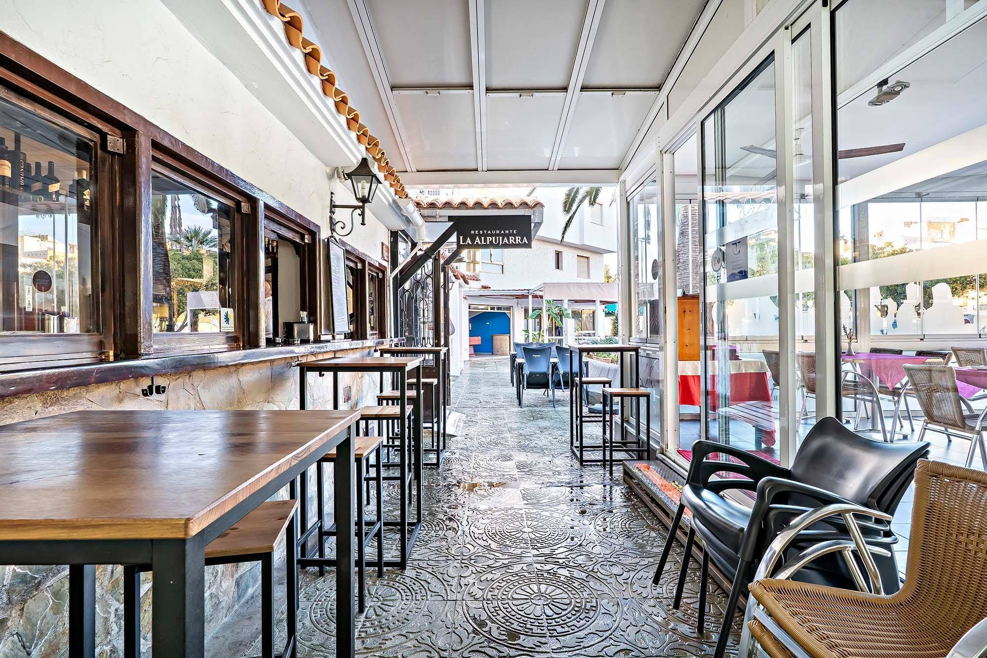 Local en Roquetas de Mar, Almería en venta Foto del edificio- Imagen 1 de 28