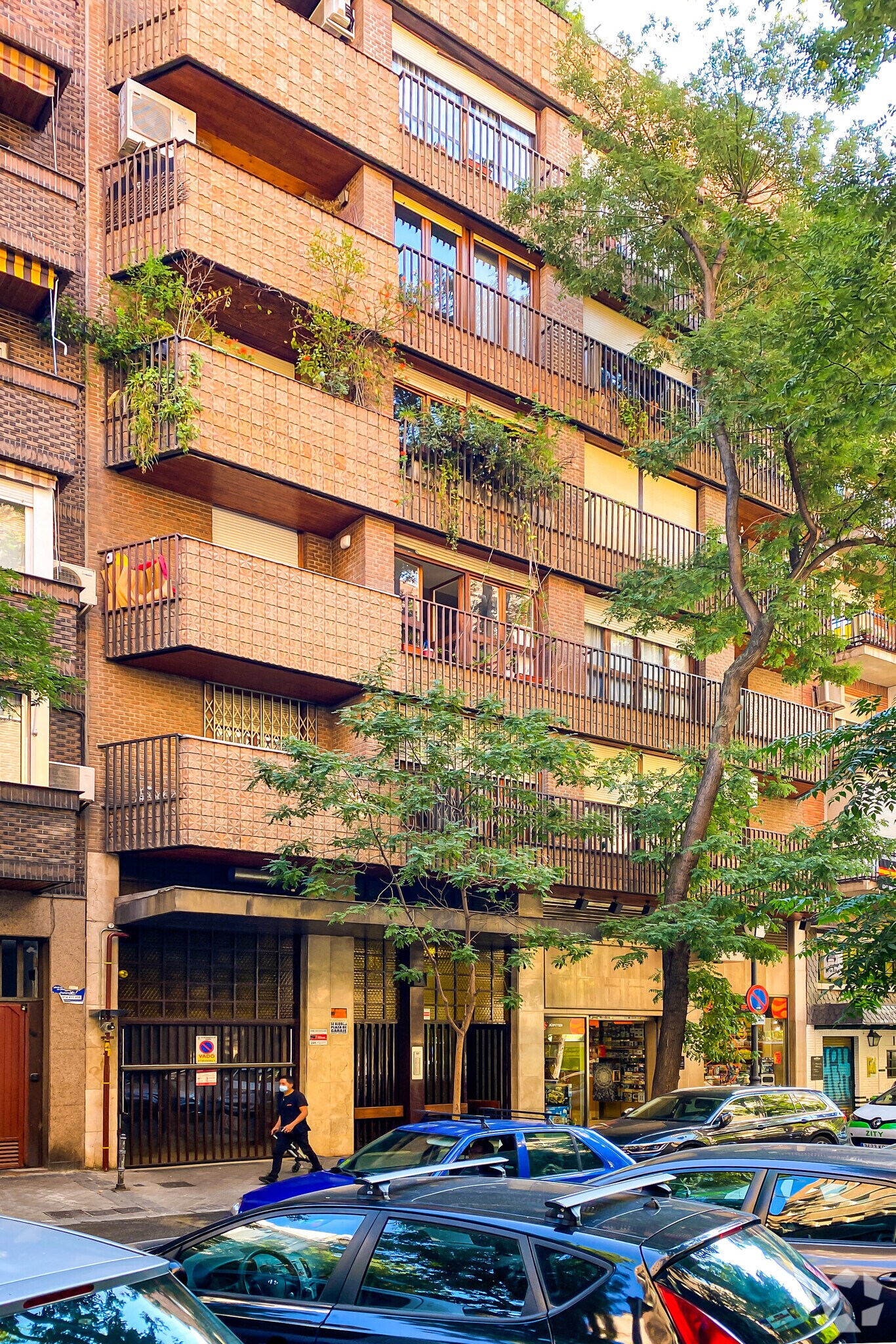 Edificio residencial en Madrid, Madrid en venta Foto principal- Imagen 1 de 1