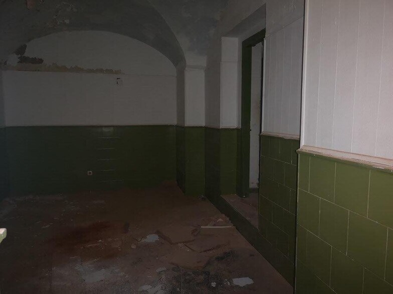 Local en Cáceres, Cáceres en alquiler - Foto del interior - Imagen 2 de 9