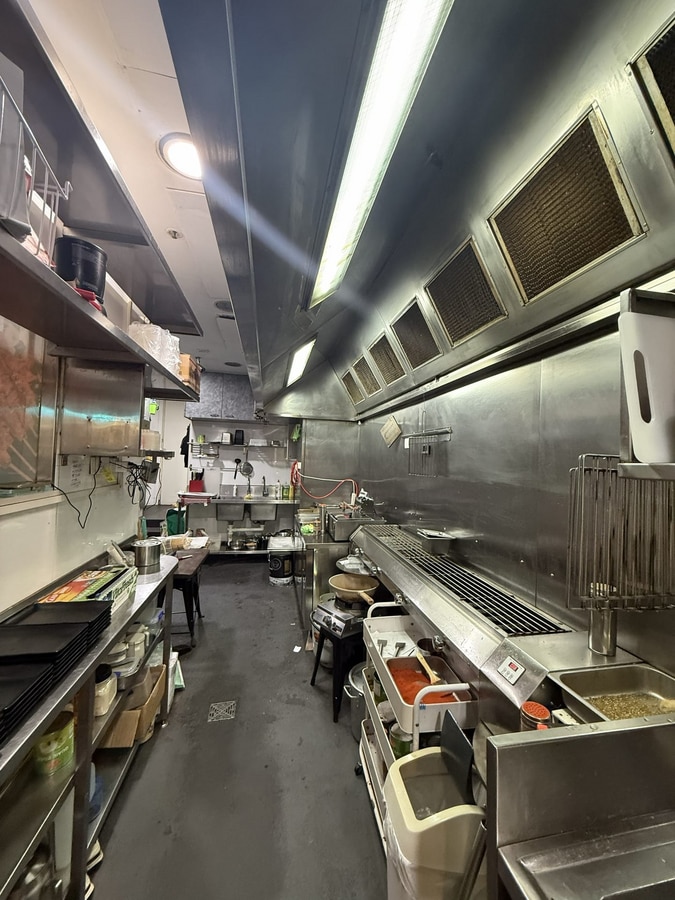 107-121 Quay St, Haymarket, NSW 2000 - Unidad 96 - - Foto del interior - Image 2 of 2