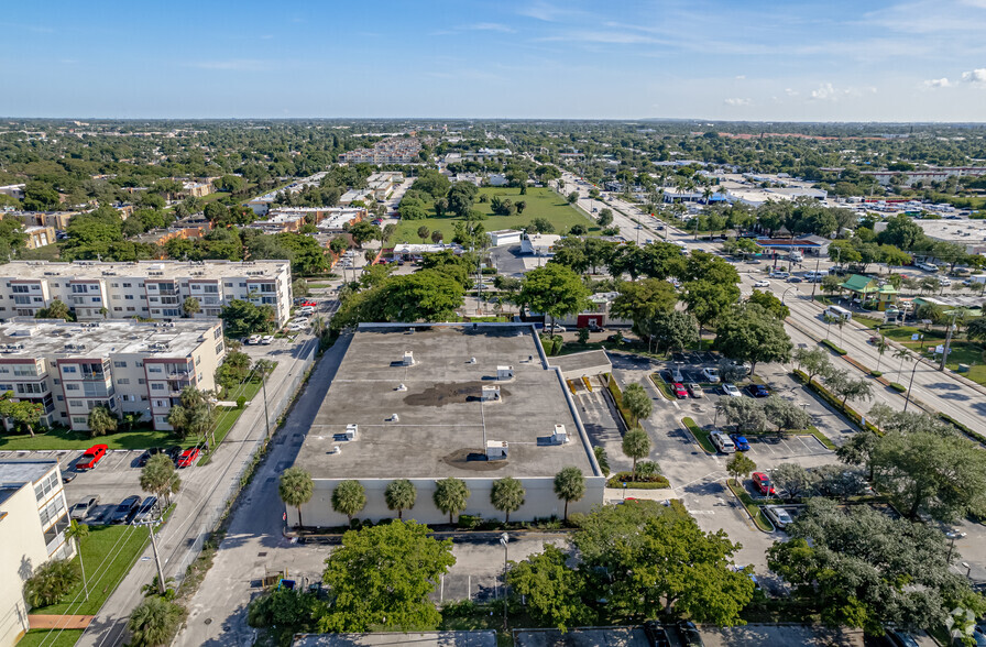 1879 N State Road 7, Lauderhill, FL en alquiler - Vista aérea - Imagen 2 de 5