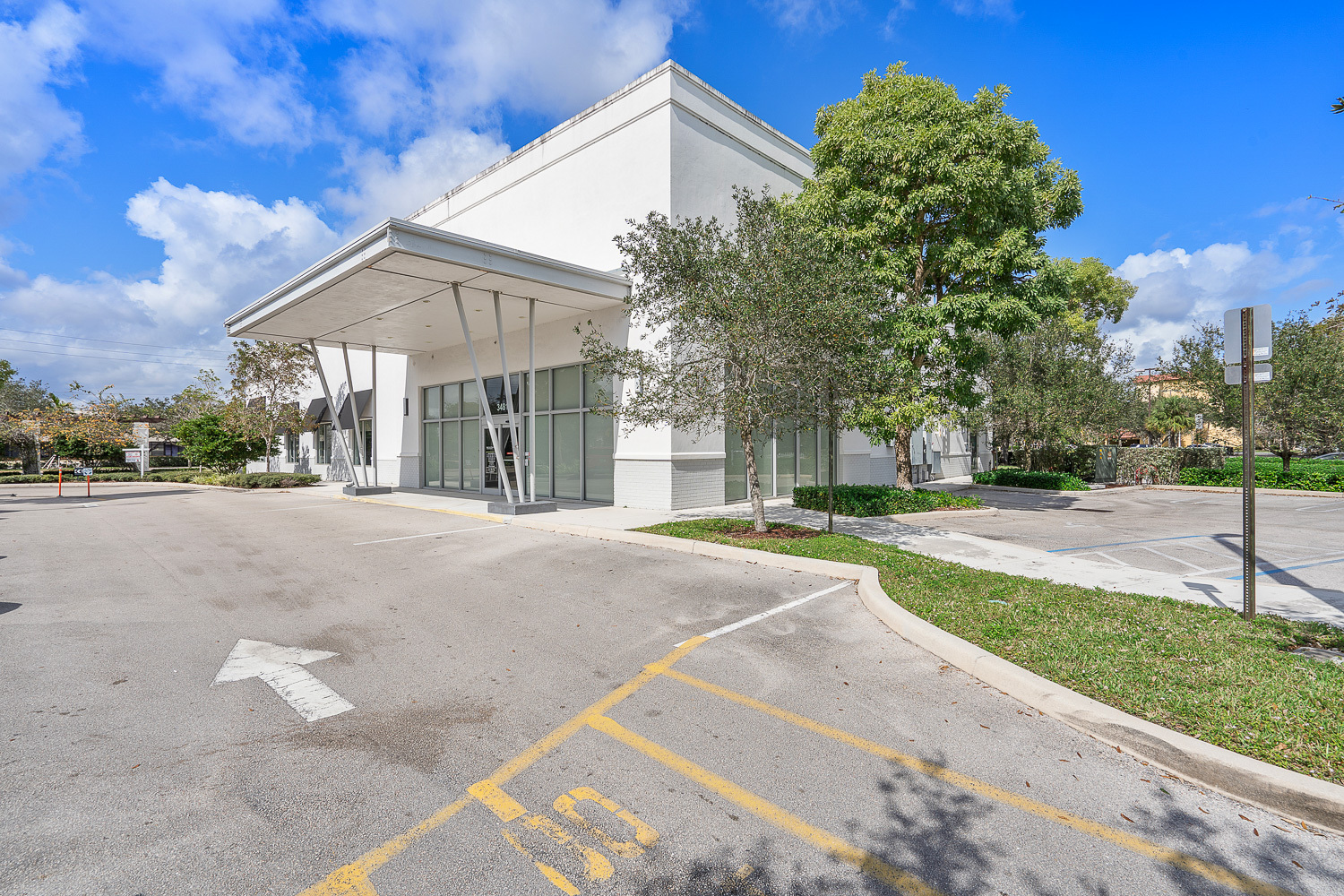 3481 N University Dr, Coral Springs, FL en venta Foto del edificio- Imagen 1 de 40