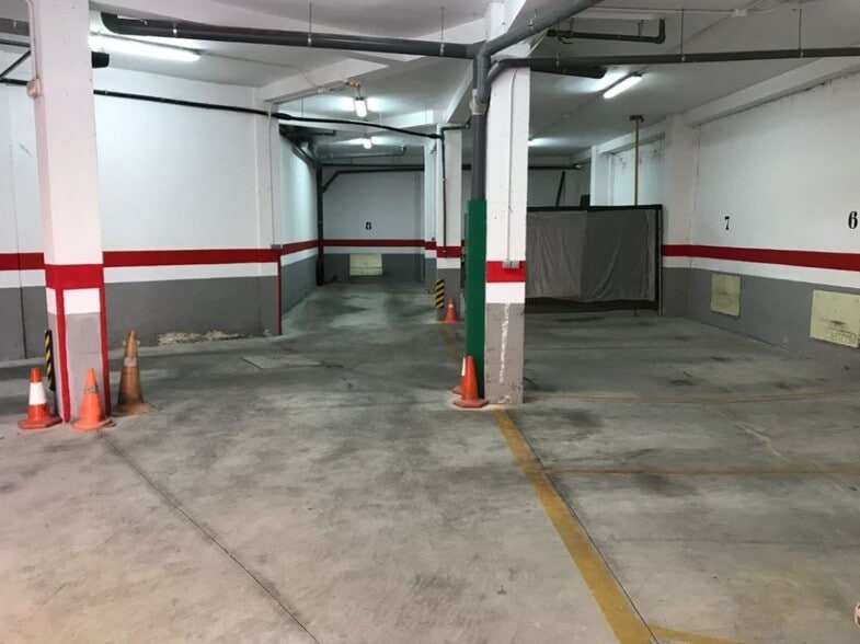 Local en Salamanca en venta - Foto del edificio - Imagen 3 de 9