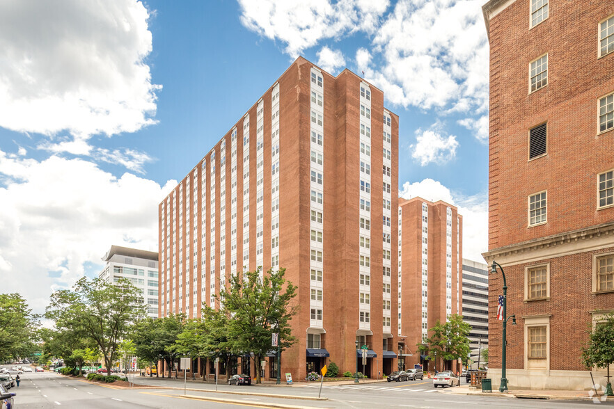 8610-8650 Georgia Ave, Silver Spring, MD en alquiler - Foto del edificio - Imagen 2 de 41