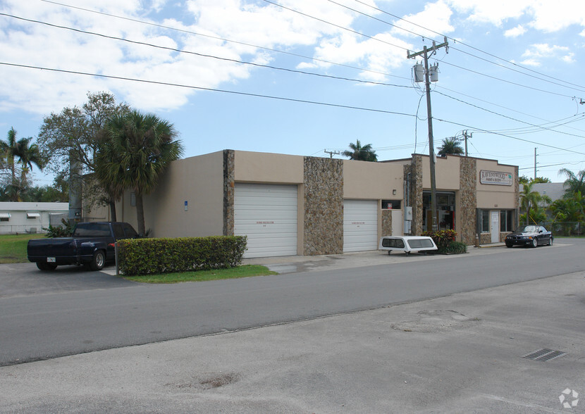 121 SE 1st Ave, Dania Beach, FL en venta - Foto principal - Imagen 3 de 48