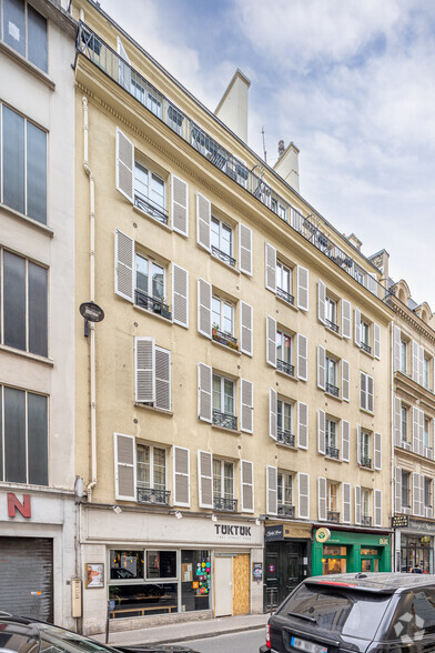 47 Rue De Laborde, Paris en alquiler - Foto del edificio - Imagen 2 de 2