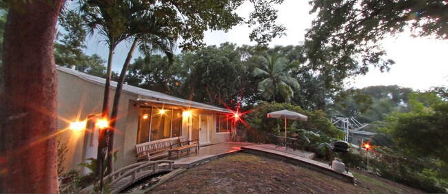 Más detalles de 99306 Overseas Highway & 54400 S Dixie Highway, Key Largo, FL - Hoteles y hospedaje en venta