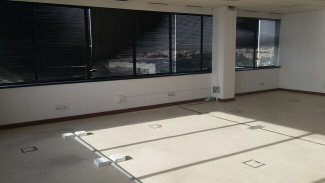Más detalles de Oficina en alquiler