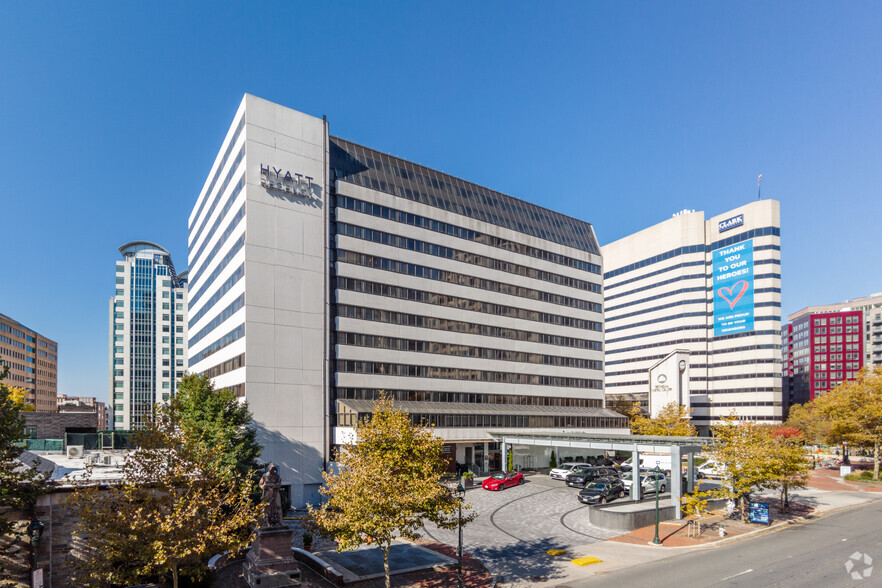 7400 Wisconsin Ave, Bethesda, MD en alquiler - Foto del edificio - Imagen 1 de 5