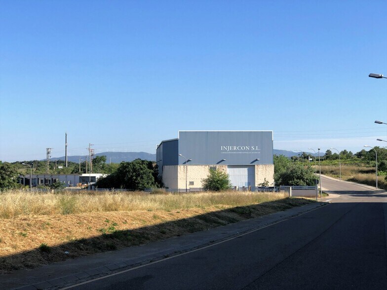 Nave en Rodonyà, Tarragona en venta - Foto del edificio - Imagen 3 de 28