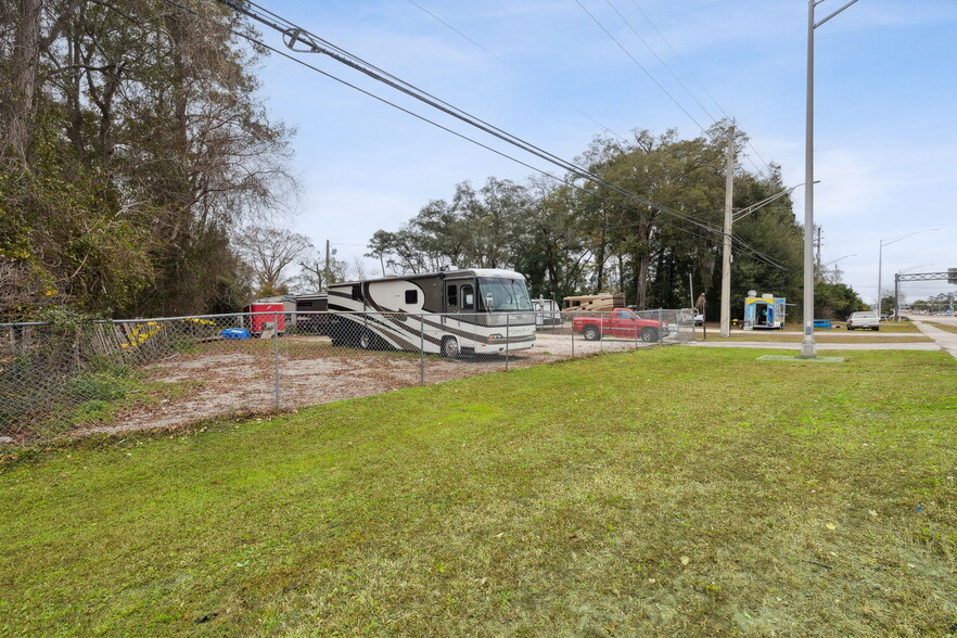 8463 Beach Blvd, Jacksonville, FL en alquiler - Foto del edificio - Imagen 2 de 70