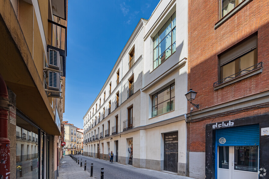 Calle De Santa Ana, 8, Madrid, Madrid en alquiler - Foto del edificio - Imagen 2 de 2