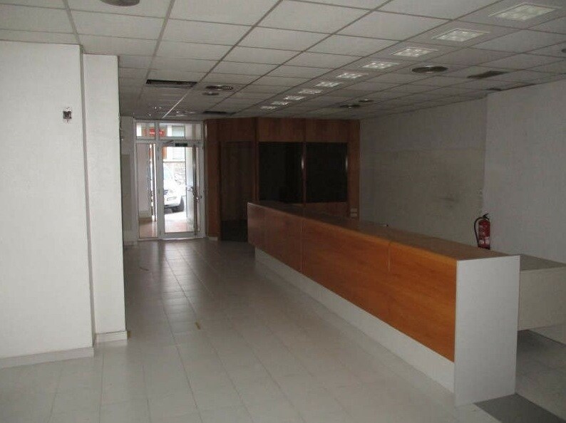 Cervera, LER 25200 - Unidad 01 -  - Foto del interior - Image 1 of 8