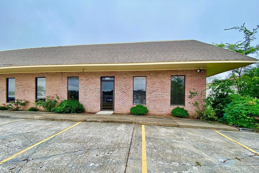 1523-1529 Cliff Gookin Blvd, Tupelo, MS en alquiler - Foto del edificio - Imagen 1 de 13