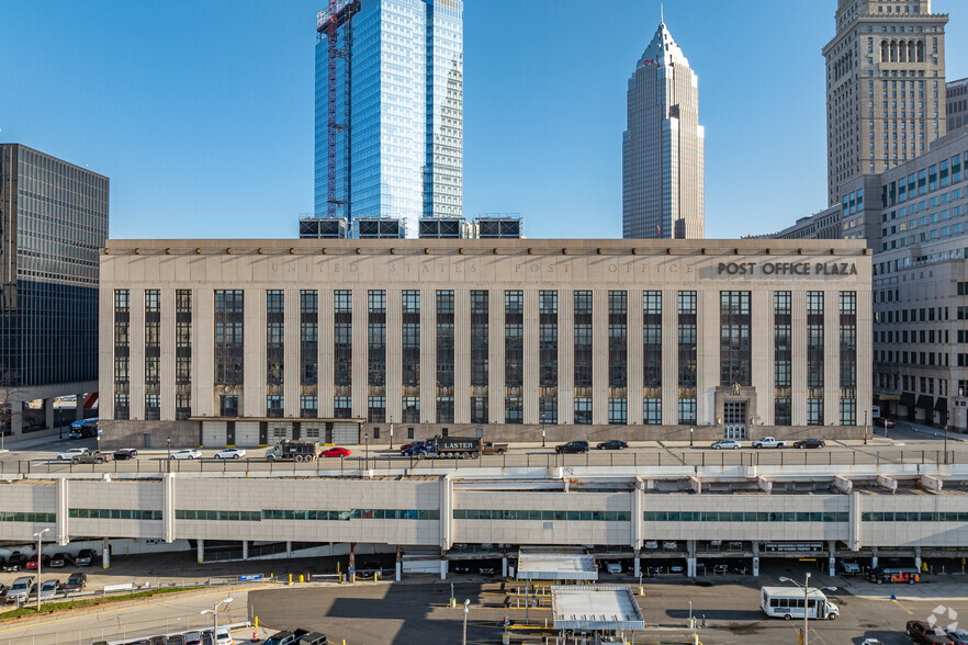 1500 W 3rd St, Cleveland, OH en alquiler - Foto del edificio - Imagen 2 de 17