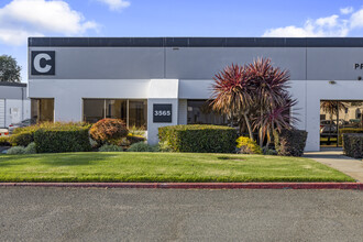 3582-3588 Arden Rd, Hayward, CA en alquiler Foto del edificio- Imagen 2 de 28