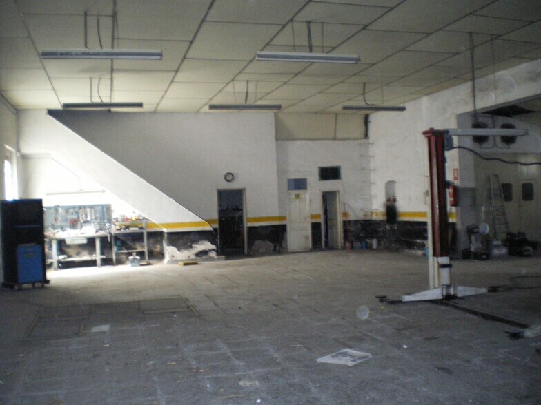 Cartera de 2 inmuebles en venta en LoopNet.es - Foto del edificio - Imagen 2 de 6