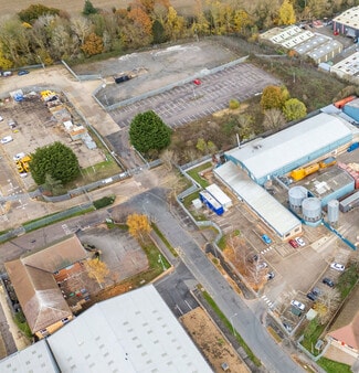 Más detalles de 40-44 Bradfield Rd, Wellingborough - Terreno en alquiler