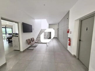 Más detalles de 6 Allée Hendrik Lorentz, Champs-sur-Marne - Oficina en alquiler