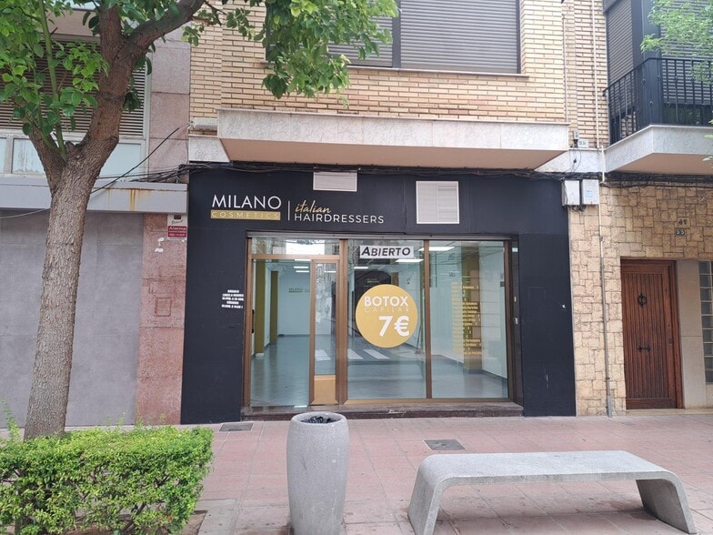 Local en Alzira, Valencia en alquiler - Foto del edificio - Imagen 1 de 10