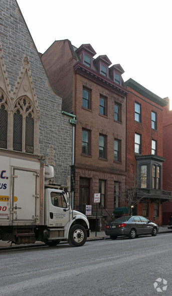 809 Cathedral St, Baltimore, MD en alquiler - Foto del edificio - Imagen 3 de 35