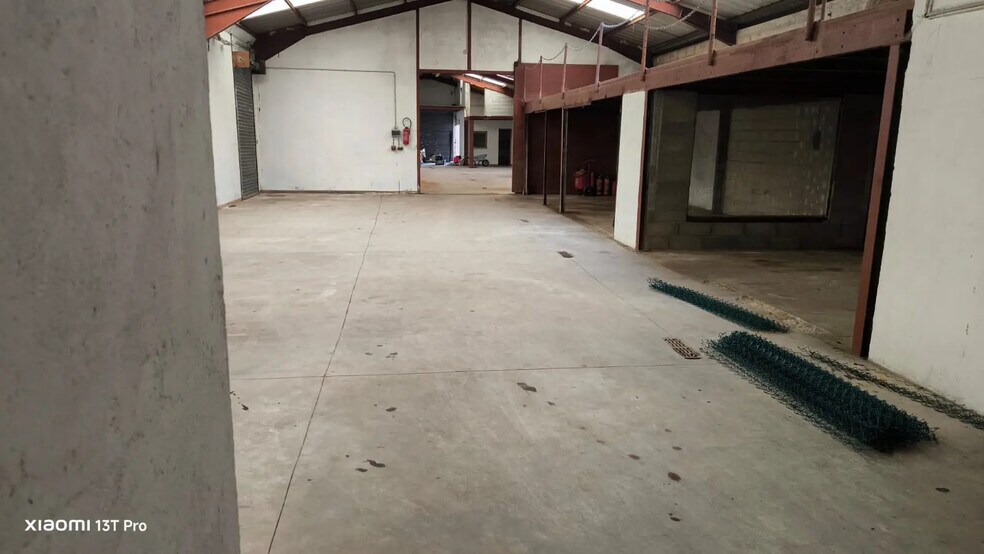 9 Zone Artisanale Des 4 Chemins, Méry-sur-Oise en venta - Foto del edificio - Imagen 3 de 4