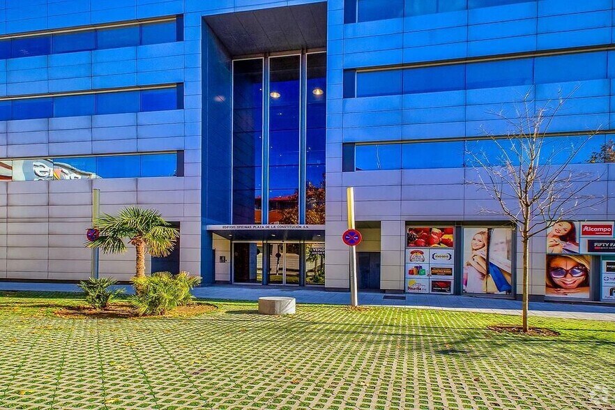 Local en Rivas-Vaciamadrid, Madrid en venta - Foto del edificio - Imagen 2 de 5