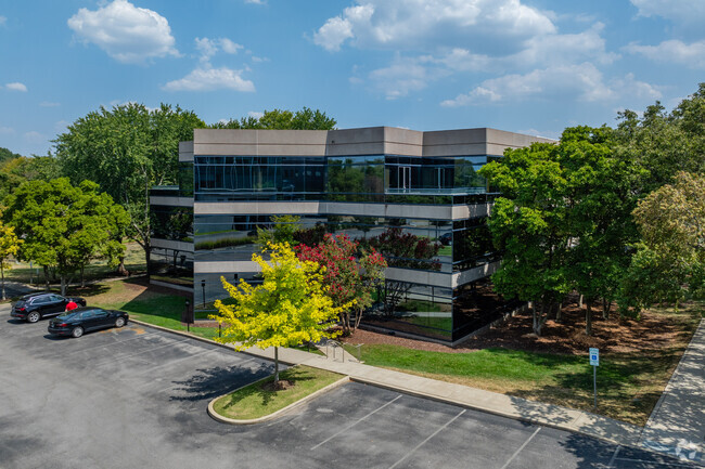 Más detalles para 1 Burton Hills Blvd, Nashville, TN - Oficinas en alquiler