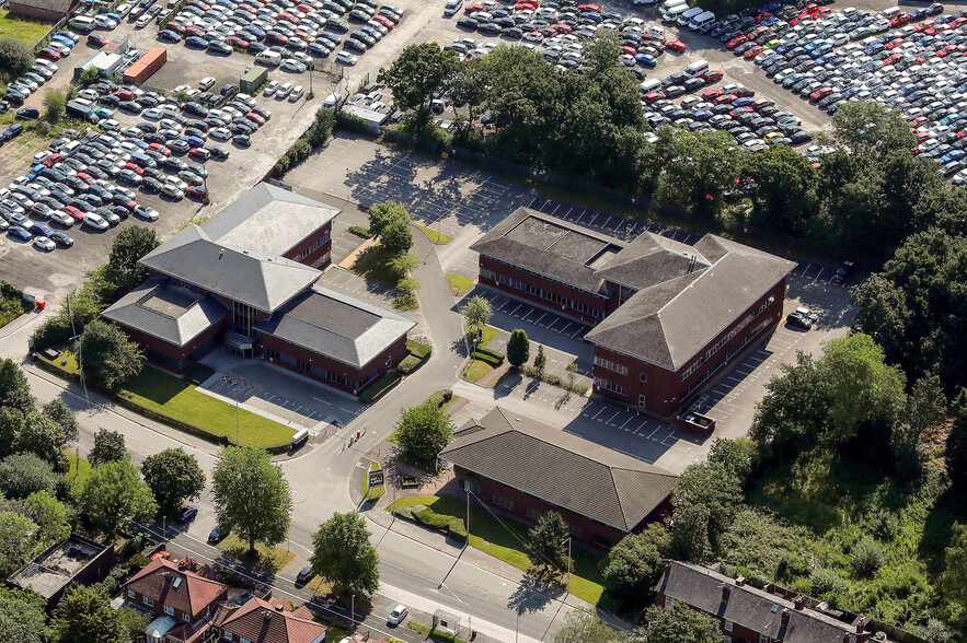 Wilmslow Rd, Cheadle en alquiler - Foto del edificio - Imagen 3 de 12