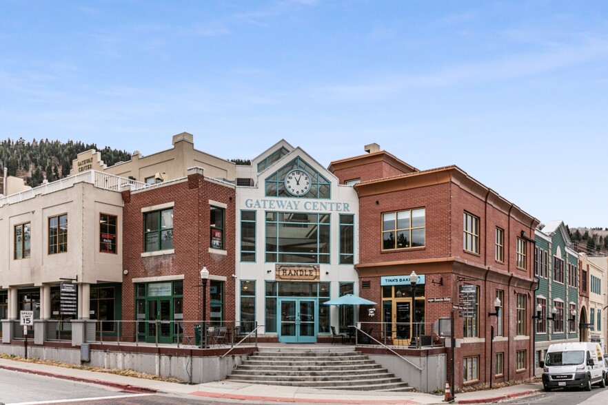 136 Heber Ave, Park City, UT en alquiler - Foto del edificio - Imagen 3 de 44