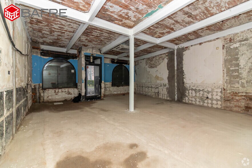 Local en Madrid, Madrid en venta - Foto del edificio - Imagen 3 de 5