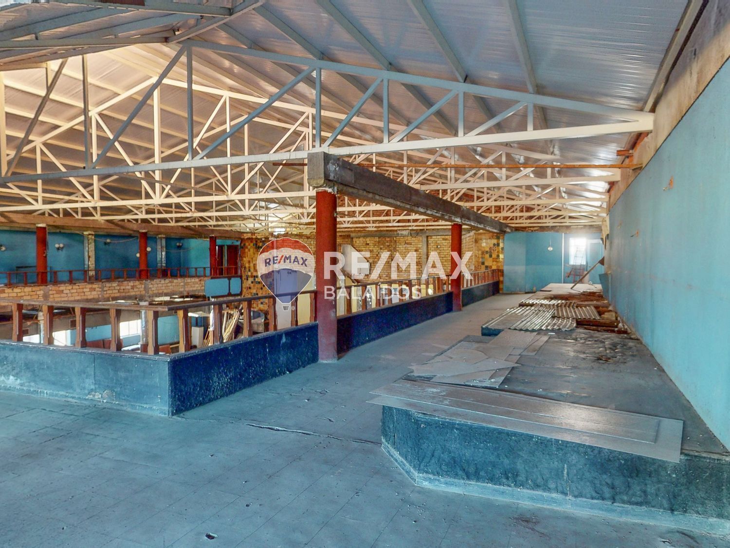 Local en Redondela en venta Foto del edificio- Imagen 1 de 37