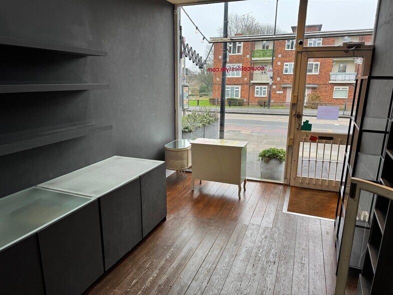 227 High Rd, London en alquiler - Foto del edificio - Imagen 3 de 19