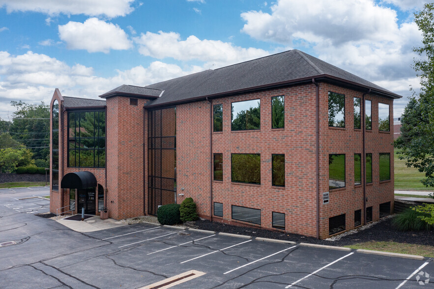 10663 Montgomery Rd, Montgomery, OH en alquiler - Foto del edificio - Imagen 1 de 4