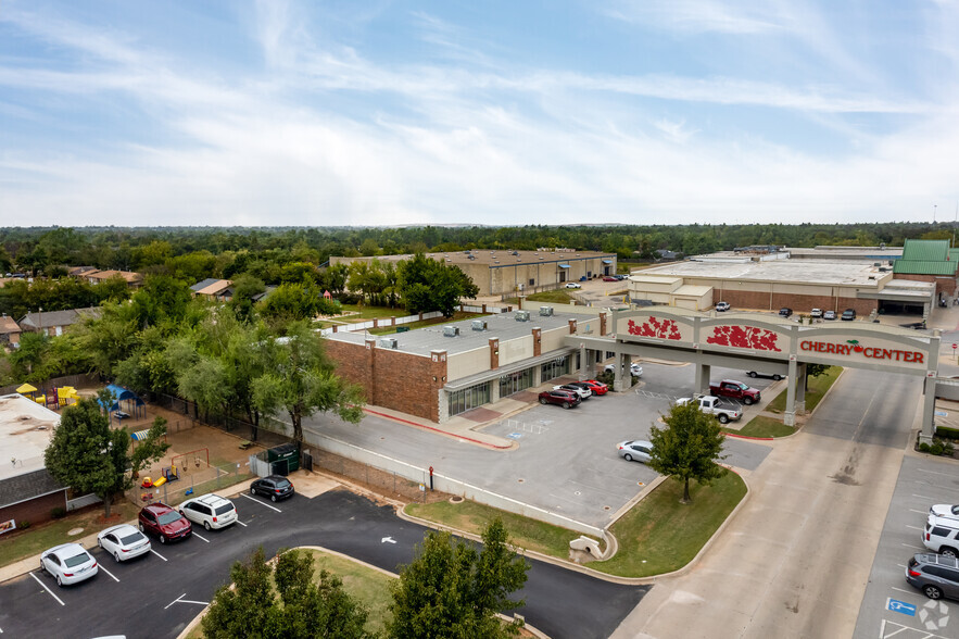 8855 E Reno Ave, Midwest City, OK en alquiler - Foto del edificio - Imagen 3 de 7