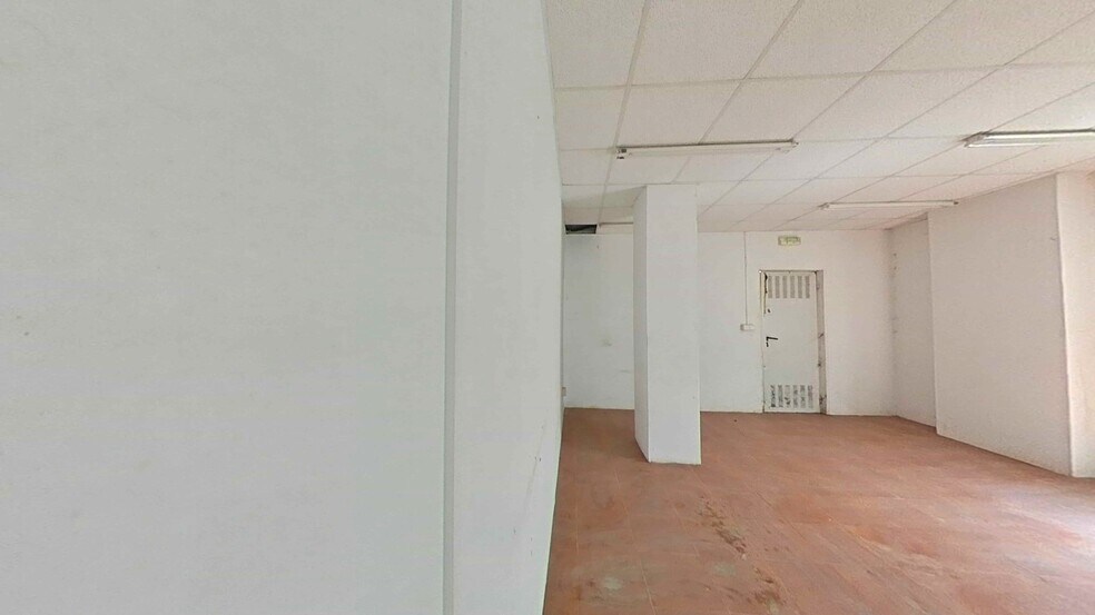 Local en Galdakao en venta - Foto del edificio - Imagen 3 de 19