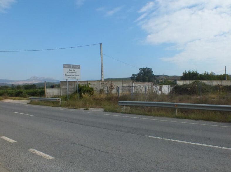 Terreno en OYÓN en venta - Foto del edificio - Imagen 1 de 11