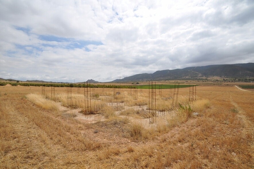 Terreno en Yecla, Murcia en venta - Foto de la construcción - Imagen 3 de 14