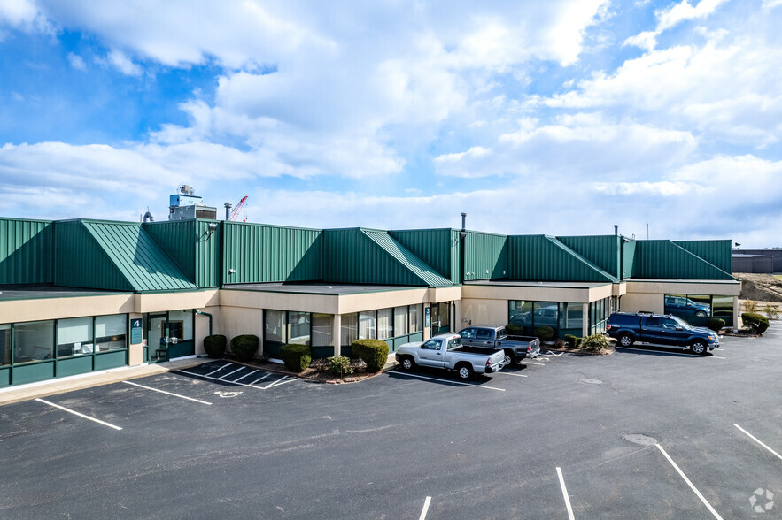 315 Commerce Park Rd, North Kingstown, RI en alquiler - Foto del edificio - Imagen 3 de 14