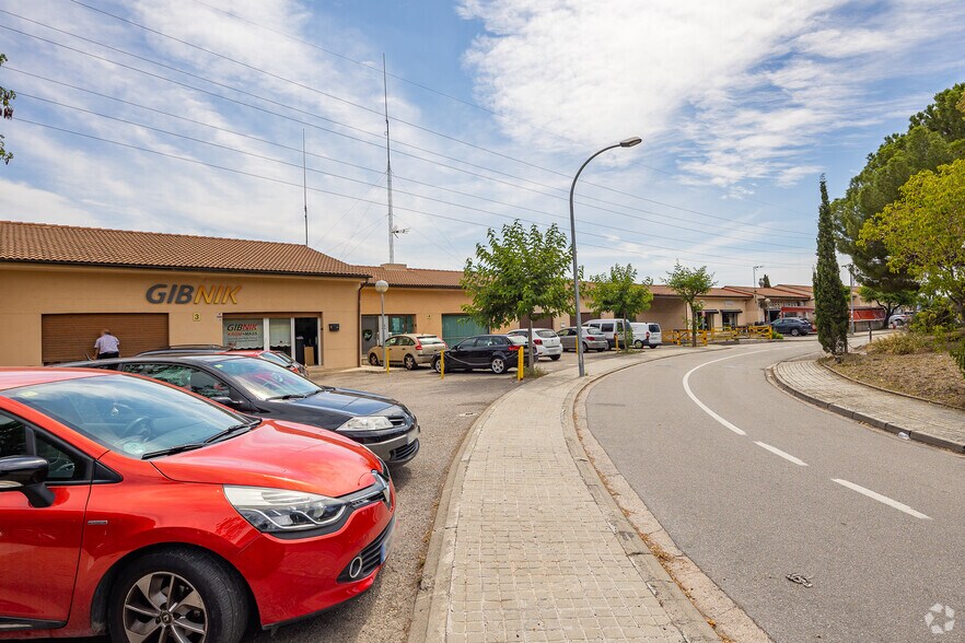 Passatge Arraona, 2-12, Barberà del Vallès, Barcelona en venta - Foto del edificio - Imagen 1 de 1