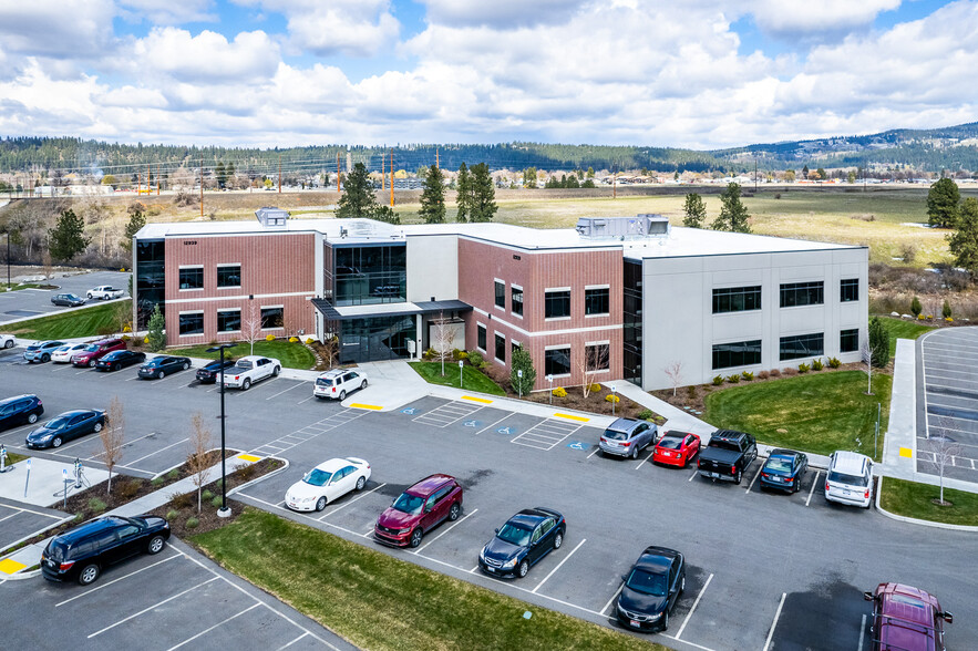 12939 E Pinecroft Way, Spokane Valley, WA en alquiler - Foto del edificio - Imagen 2 de 4