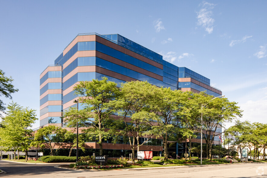 9525 W Bryn Mawr Ave, Rosemont, IL en alquiler - Foto del edificio - Imagen 1 de 7