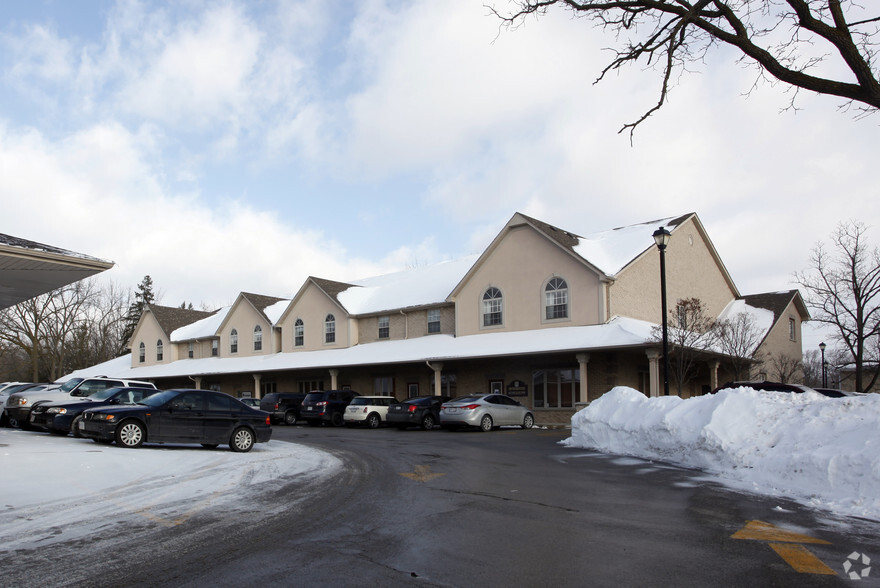 20 Main St N, Waterdown, ON en alquiler - Foto del edificio - Imagen 3 de 6